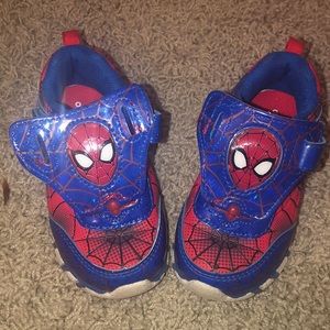 Toddler shoes